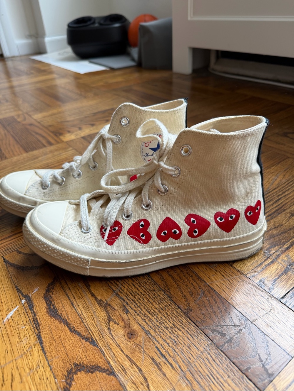 Comme des Garçons PLAY X Converse